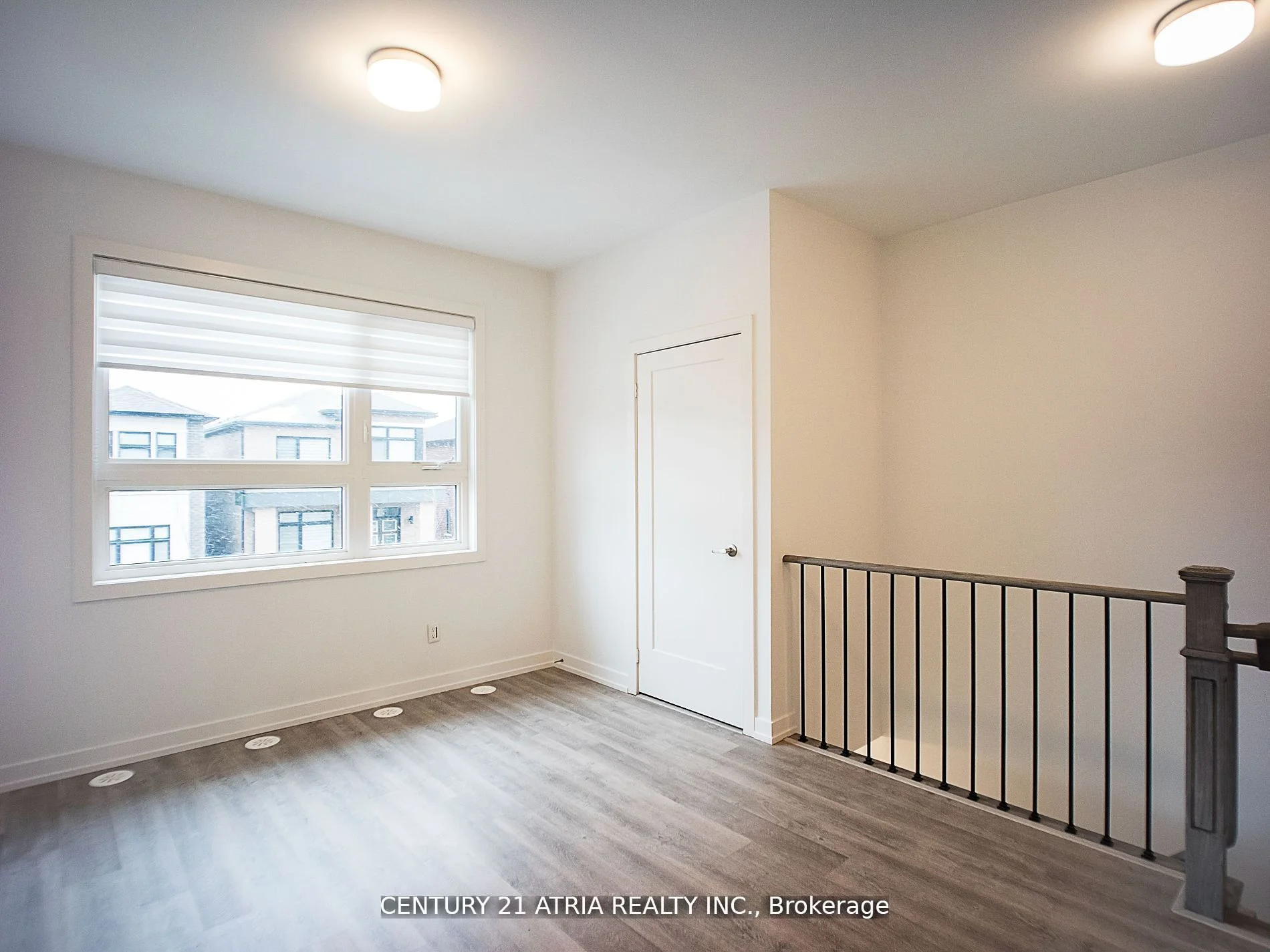 1 Sugarberry Avenue CoachHouse, Markham, ON L6B 1N9