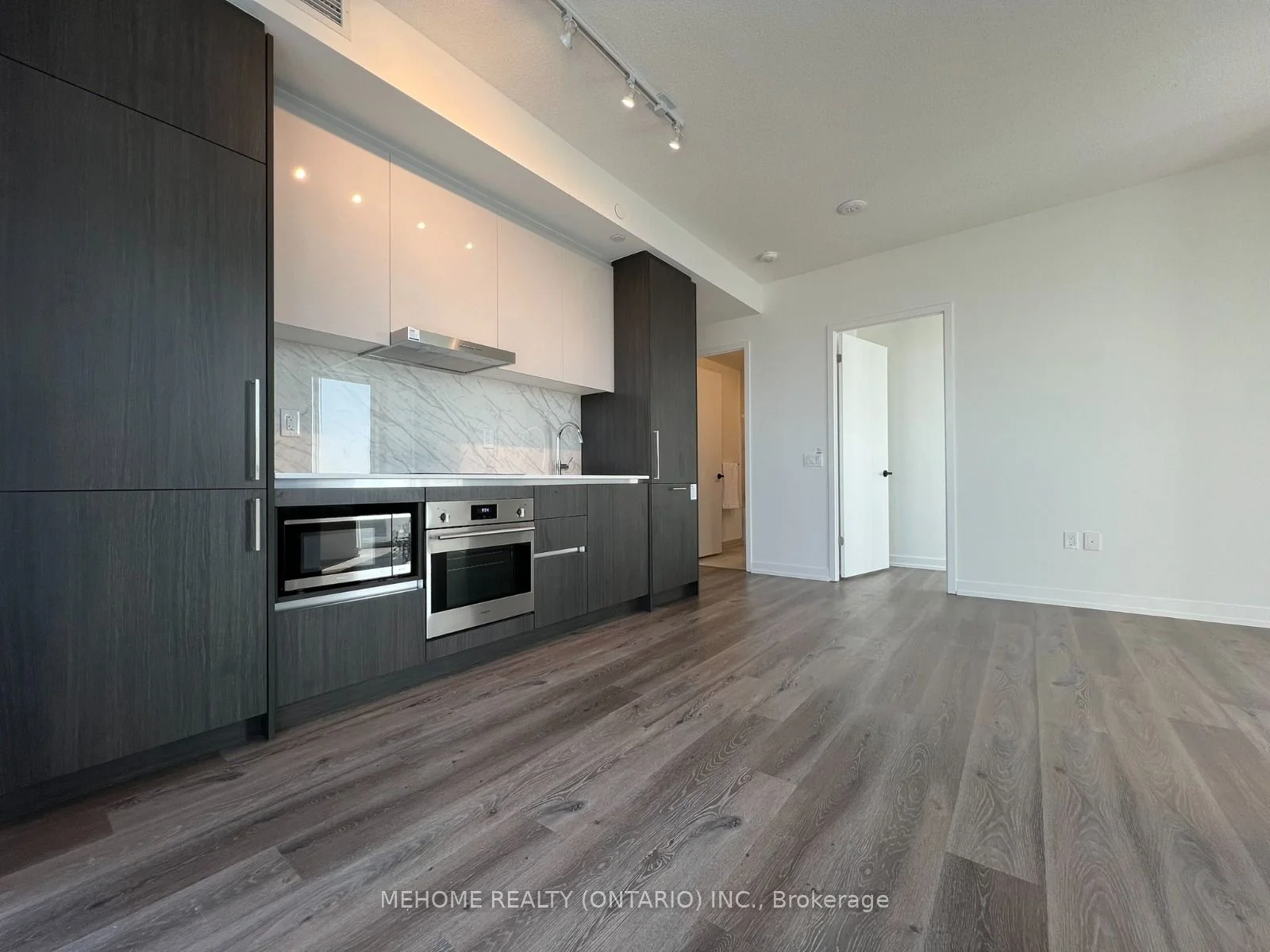 225 Commerce Street 1706, Vaughan, On L4k 0r1