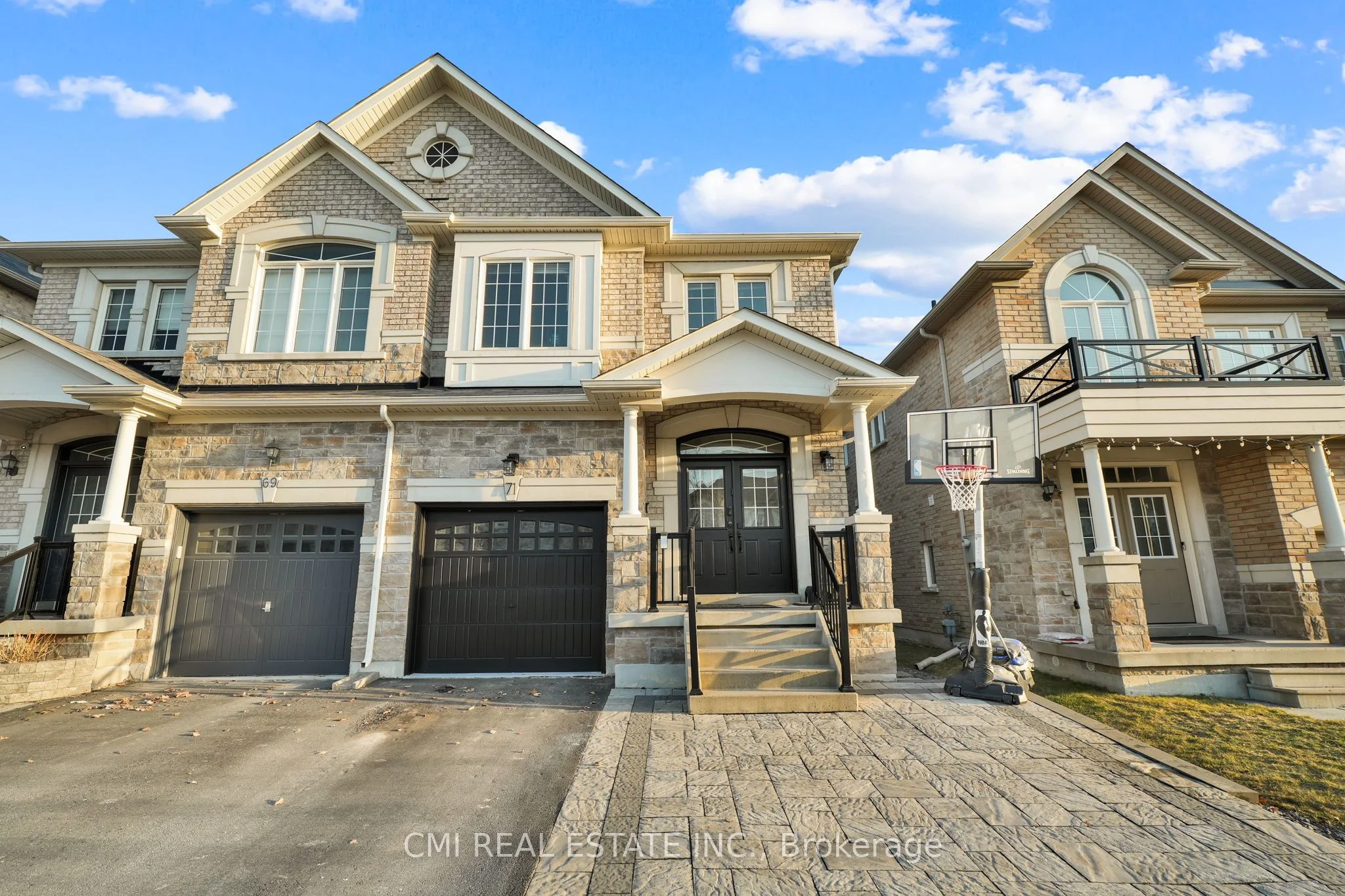 Semi-Detached in Vaughan