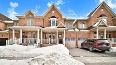 Att/Row/Townhouse in Markham