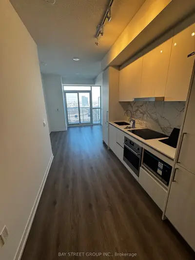 225 Commerce Street 1708, Vaughan, On L4k 0r1
