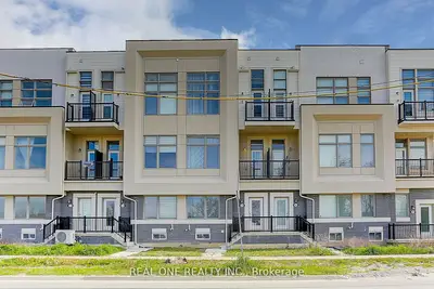 Att/Row/Townhouse in Markham