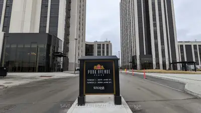 Condo Apartment in Vaughan