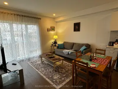 27 Persica Street, Richmond Hill, On L4e 1l3
