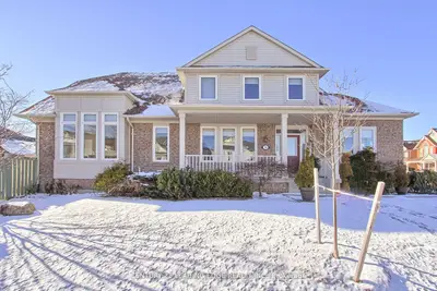 15 Stephensbrook Circle, Whitchurch-stouffville, On L4a 0g4