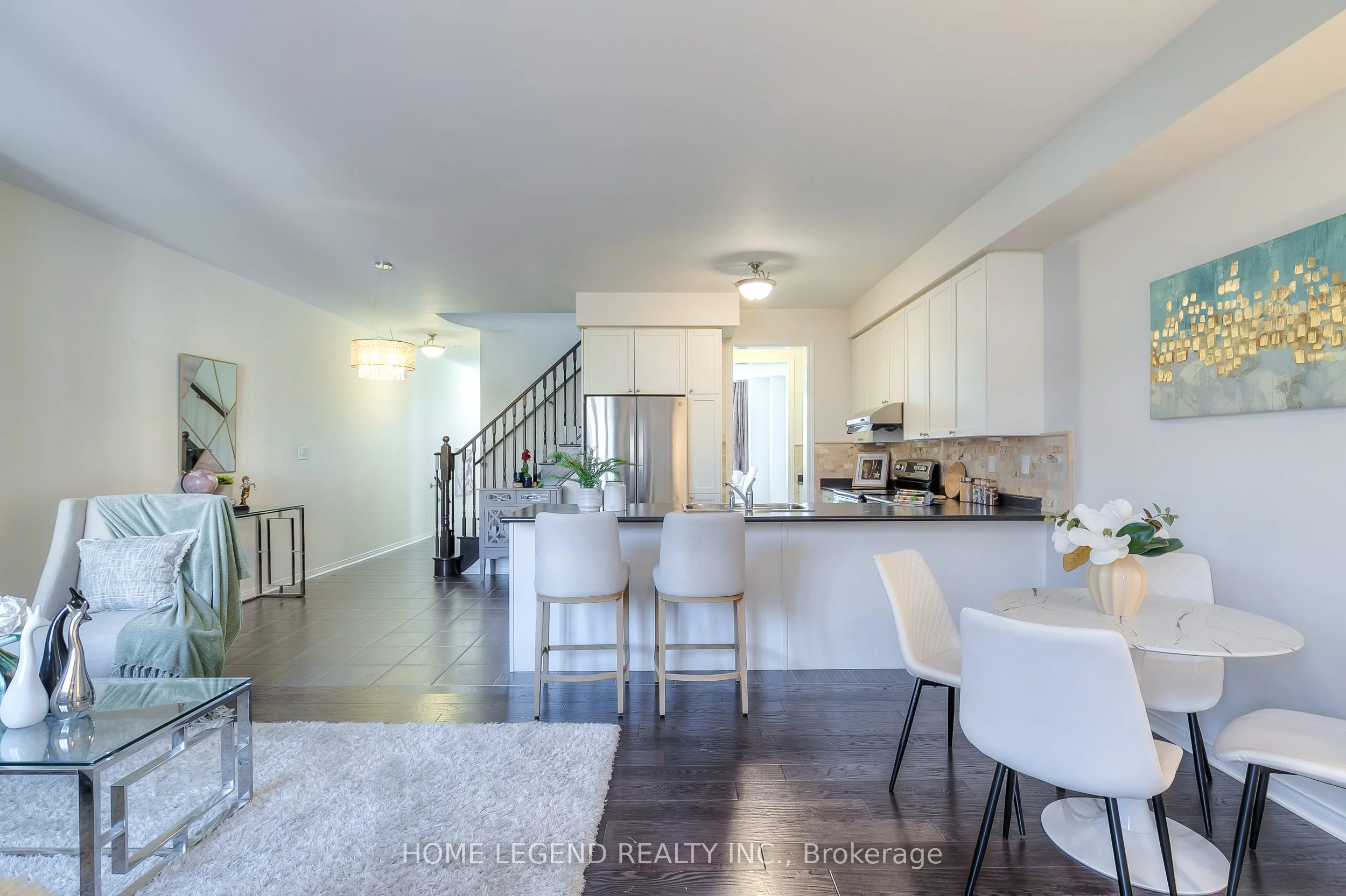 10347 Woodbine Avenue, Markham, On L6c 1j1