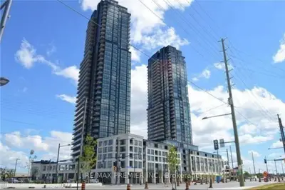 Condo Apartment in Vaughan