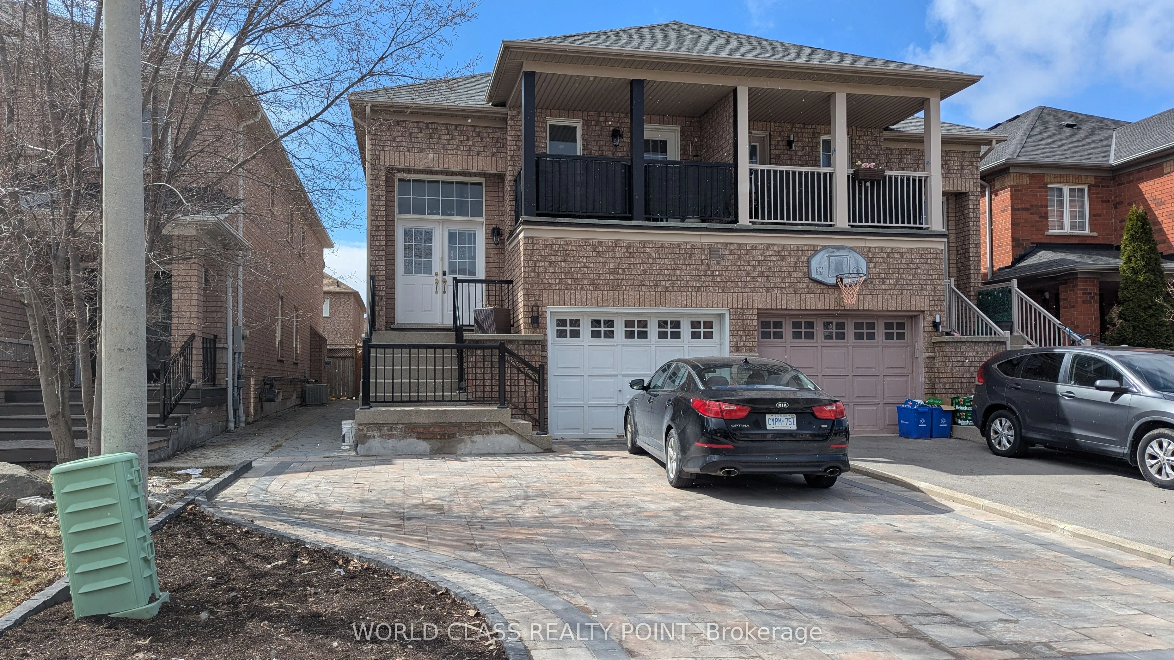 Semi-Detached in Vaughan