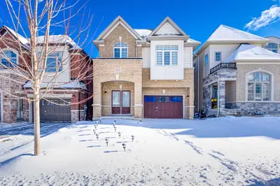 251 Sharon Creek Drive, East Gwillimbury, On L9n 0p5