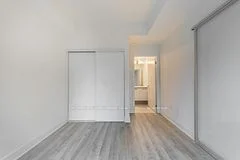 185 Deerfield Road 223, Newmarket, On L3y 0g7