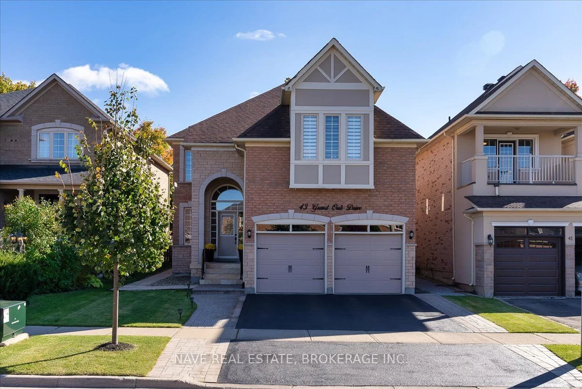 43 Grand Oak Drive, Richmond Hill, ON L4E 4A1