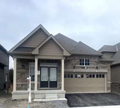158 Hawkins Street, Georgina, On L0e 1r0