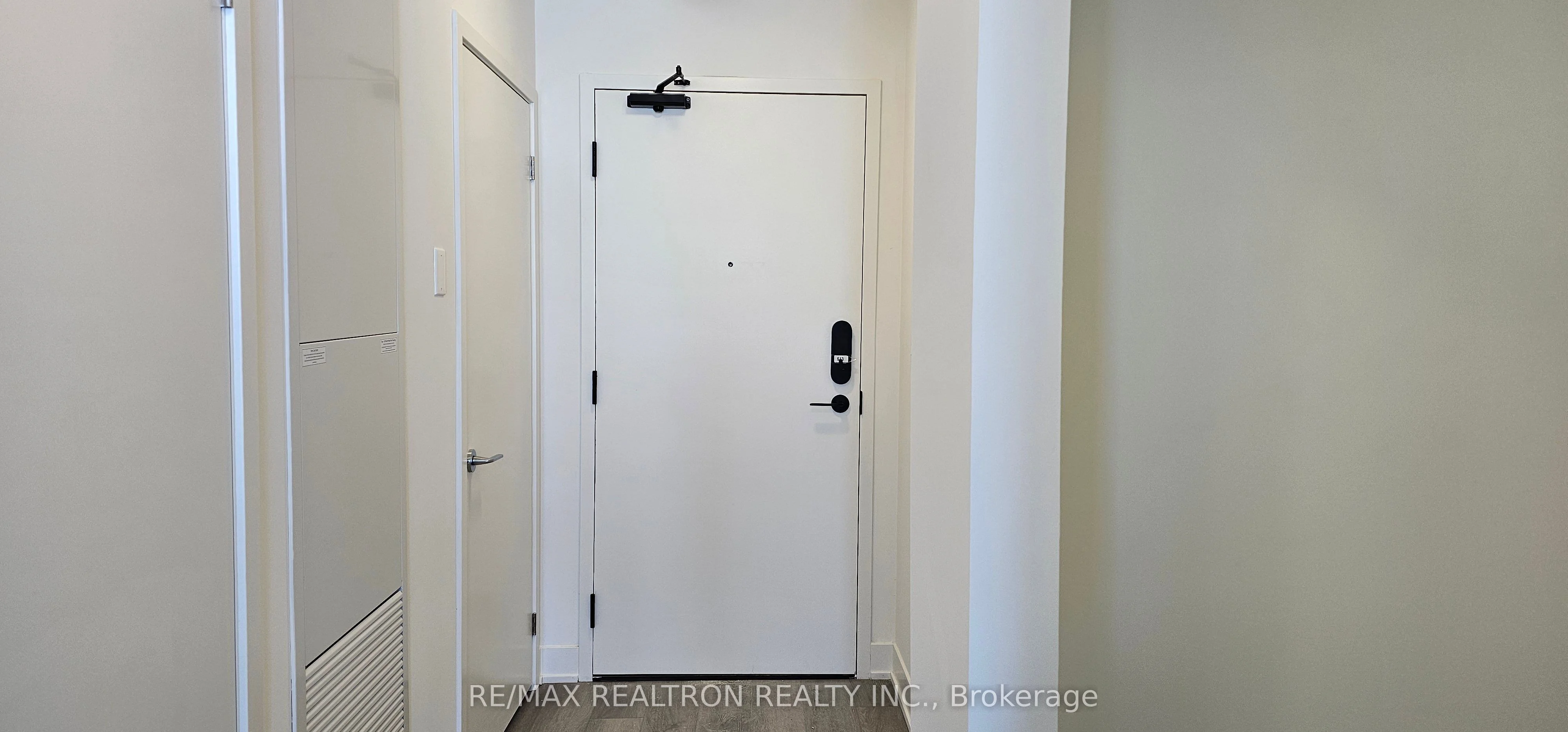 Condo Apartment in Markham