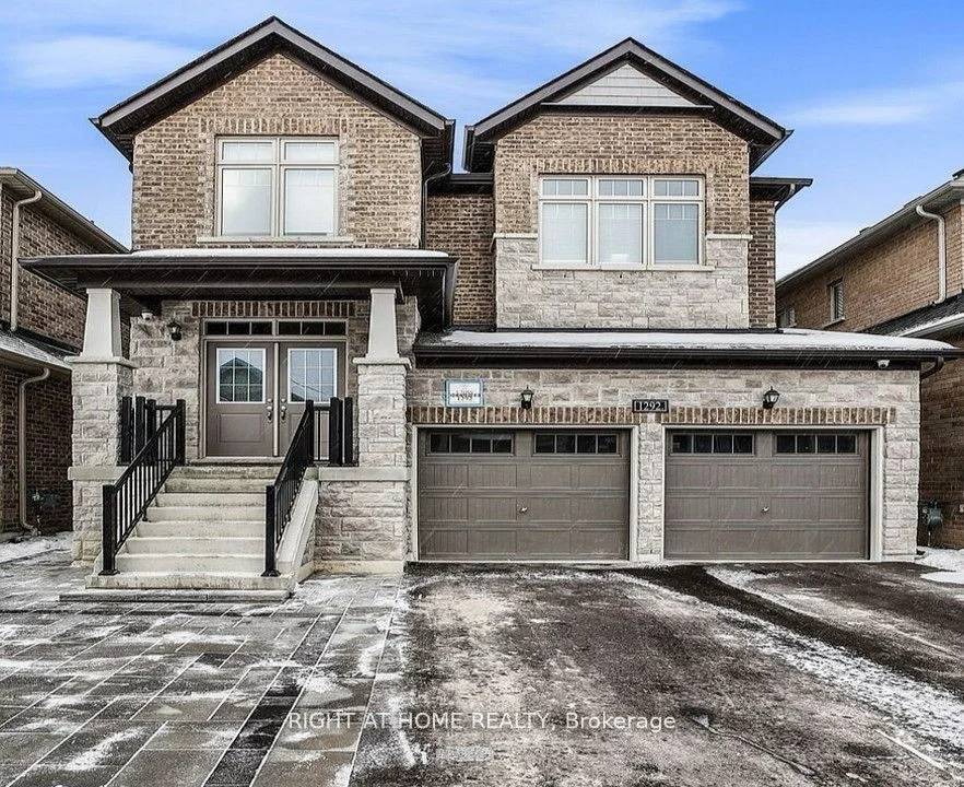 Detached in Innisfil