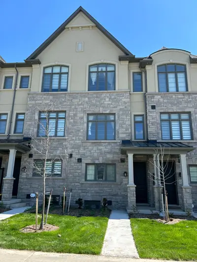 Att/Row/Townhouse in Markham