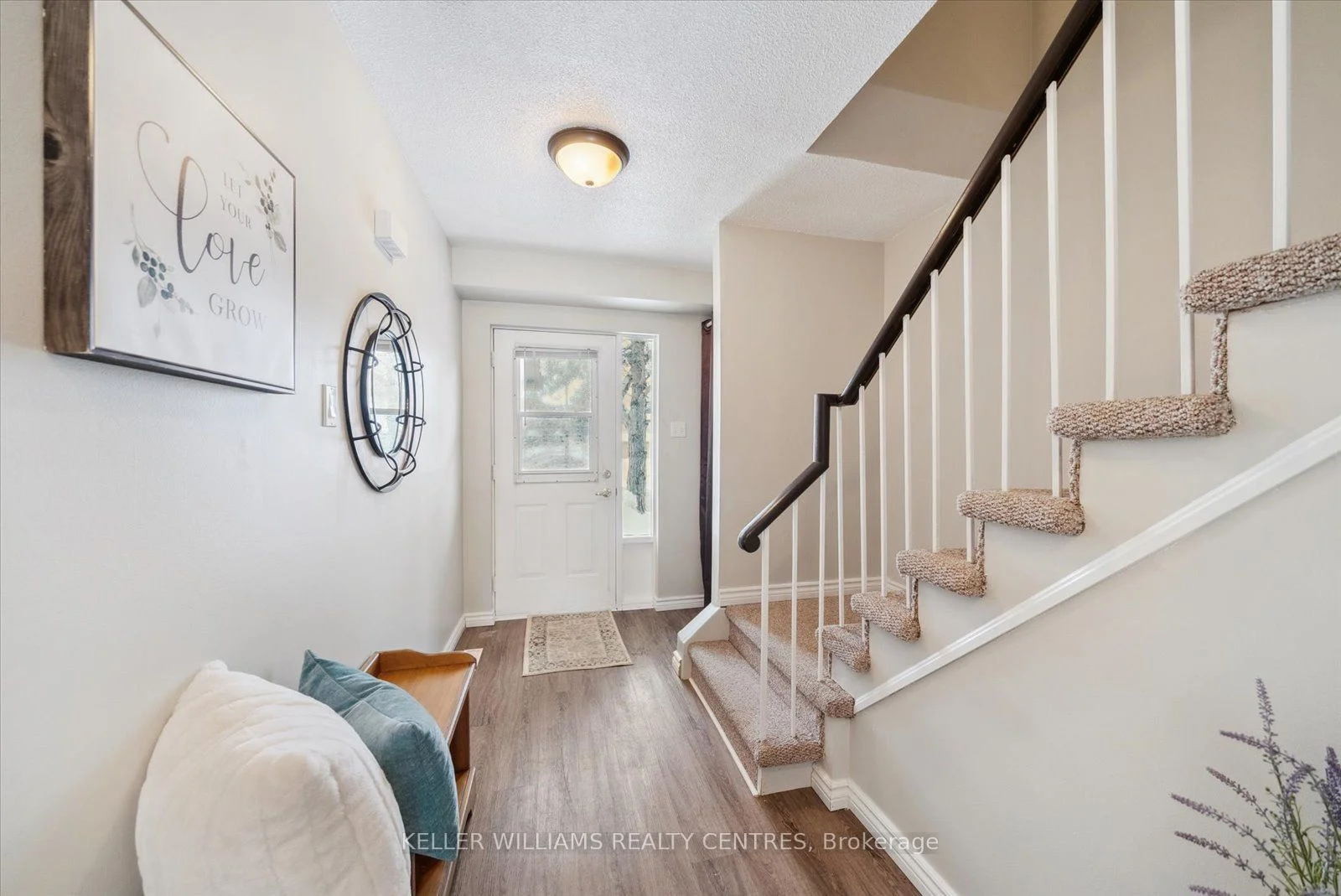 Condo Townhouse in Newmarket
