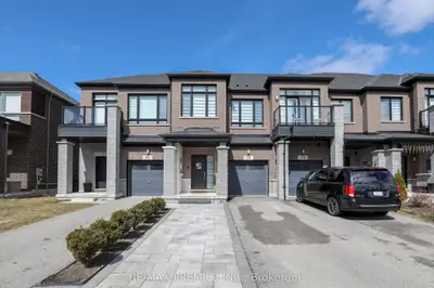 70 Landolfi Way, Bradford West Gwillimbury, On L3z 4l7