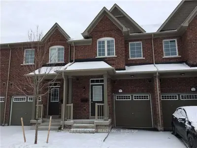 717 Wendy Culbert Crescent, Newmarket, On L3x 0e9