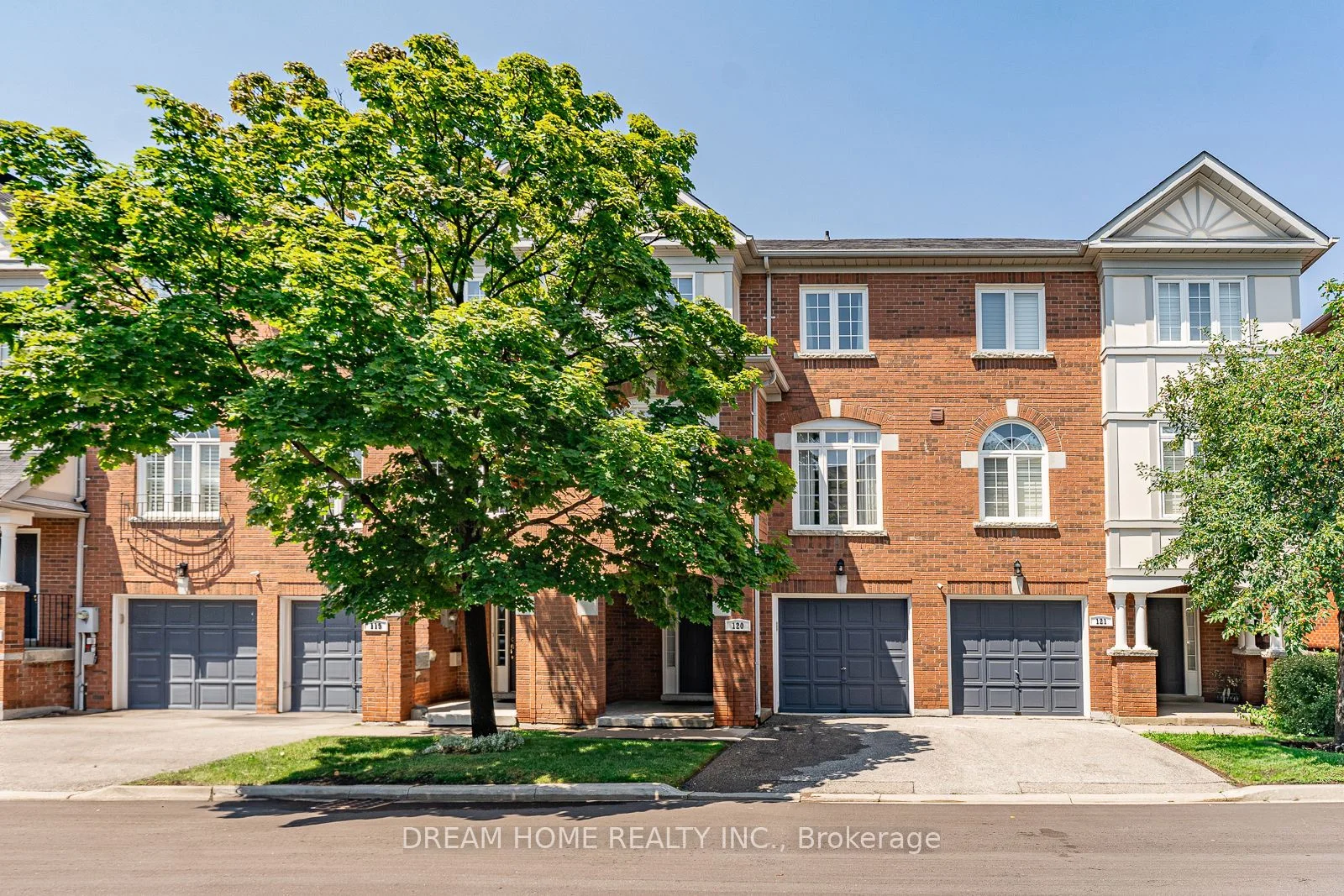 190 Harding Boulevard W 120, Richmond Hill, On L4c 0j9