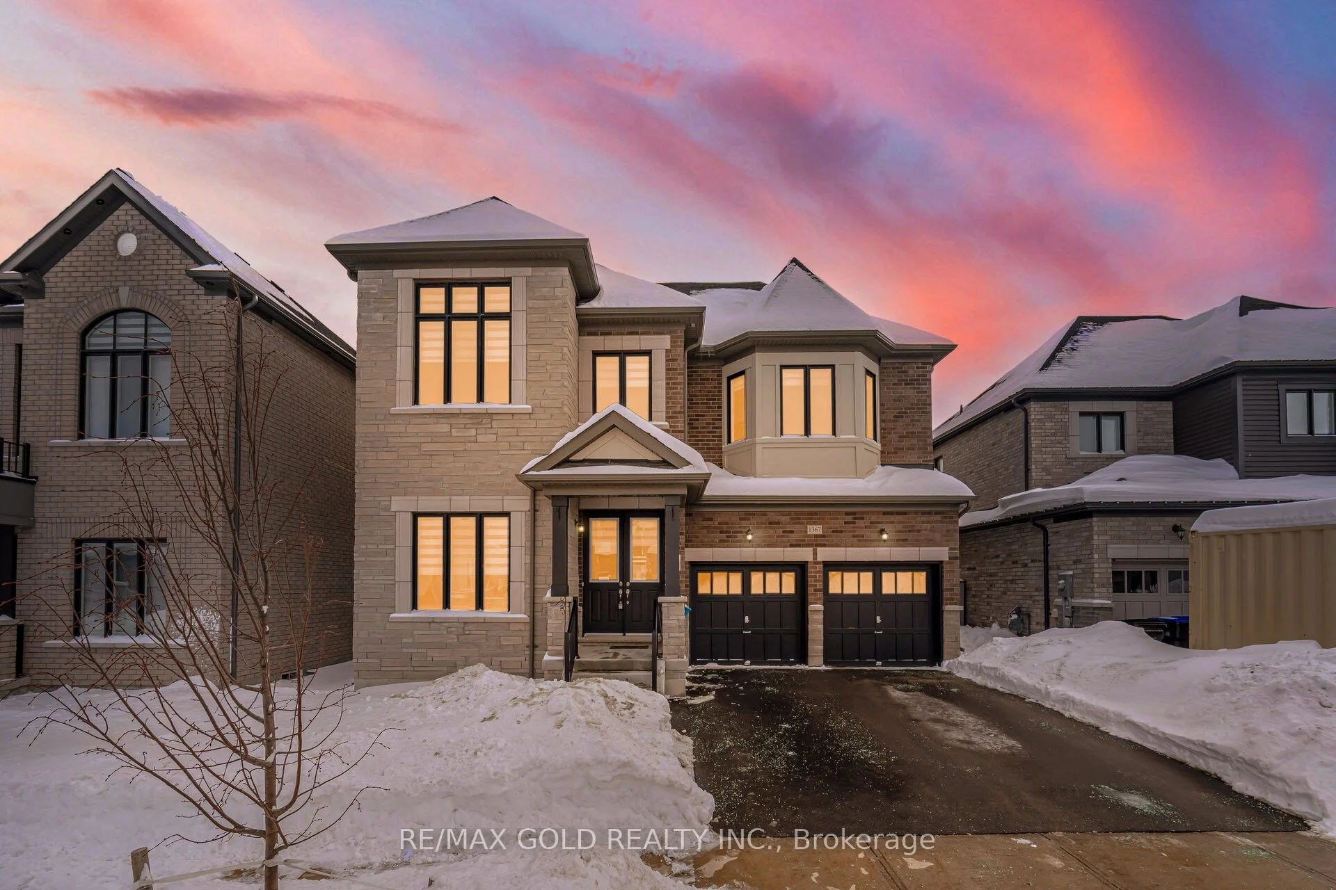 1367 Harrington Street, Innisfil, ON L0L 1W0