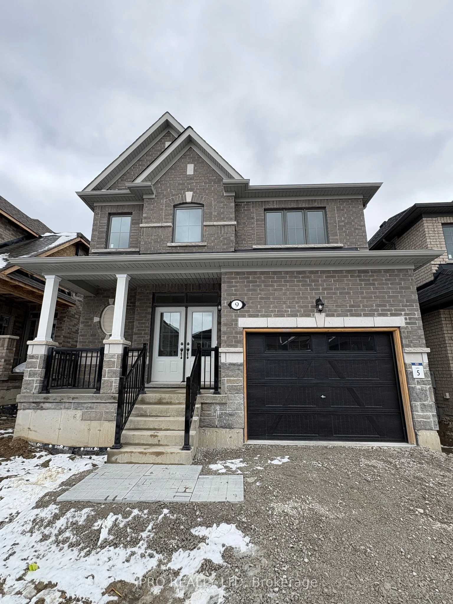 Detached in New Tecumseth