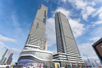 Co-op Apartment in Vaughan