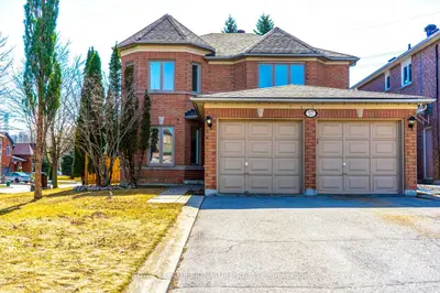 Detached in Markham