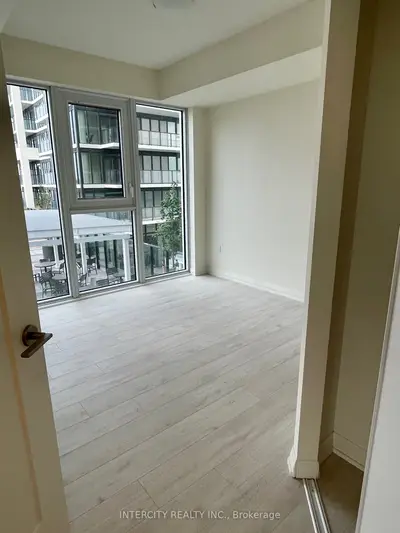 9000 Jane Street 924, Vaughan, On L4k 0m6