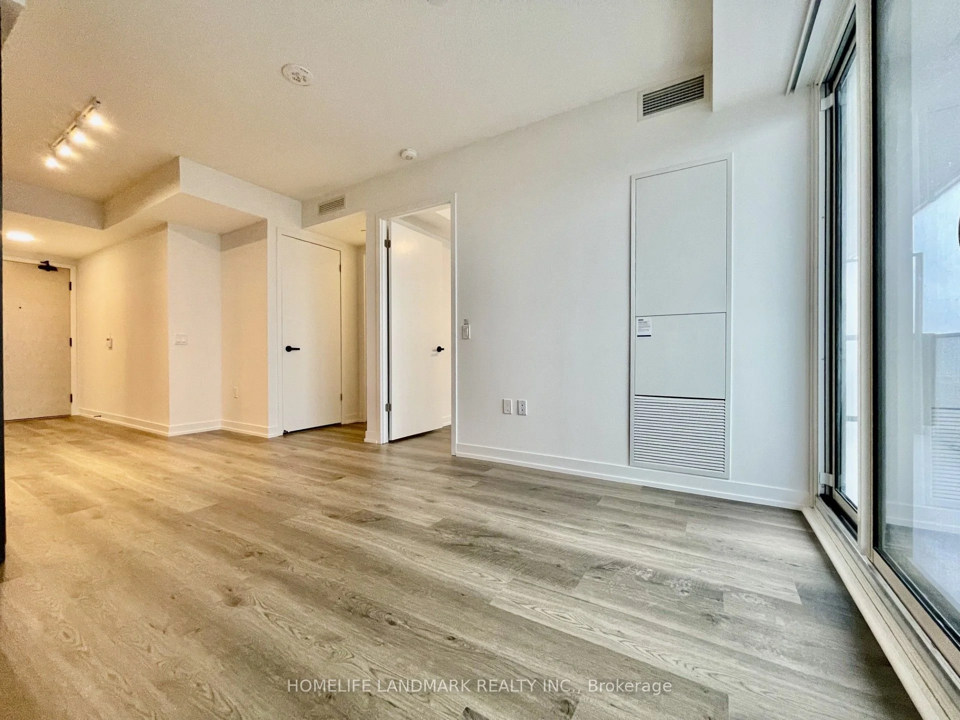 195 Commerce Street 3509, Vaughan, ON L4K 0P9