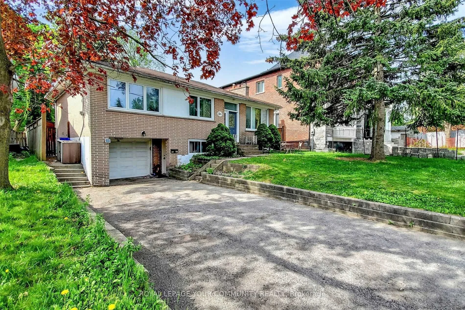 106 Levendale Road, Richmond Hill, On L4c 4h2