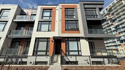 Condo Townhouse in Richmond Hill