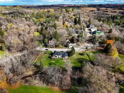 Detached in King