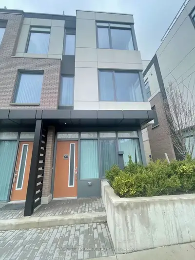Condo Townhouse in Vaughan
