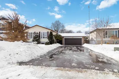 108 Booth Drive, Whitchurch-stouffville, On L4a 4s1