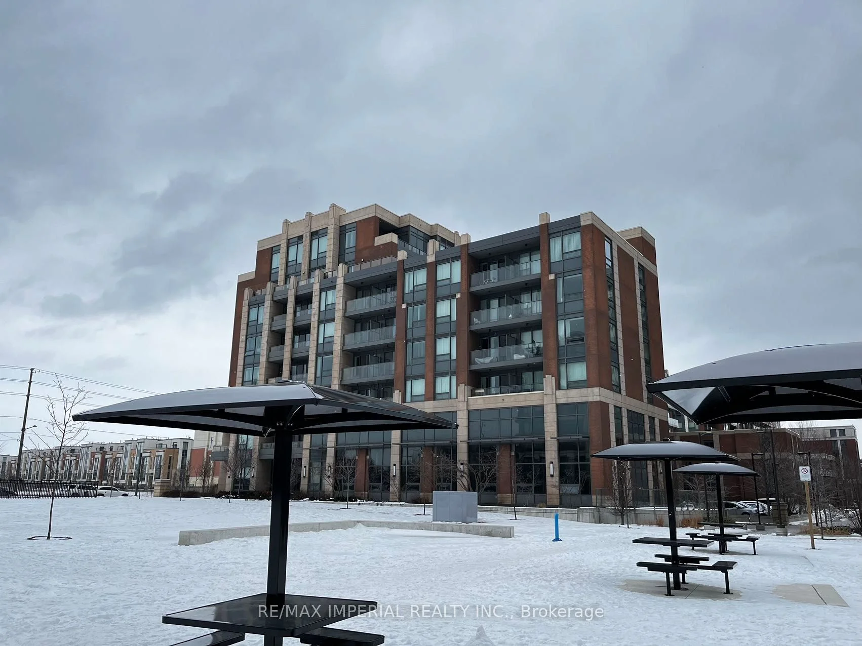Condo Apartment in Markham