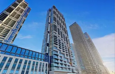 1000 Portage Parkway 208, Vaughan, On L4k 0l1