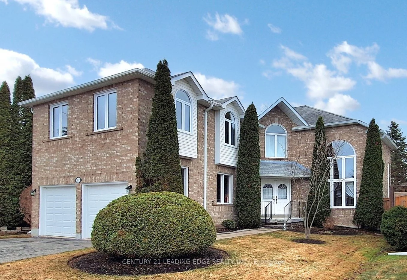 Detached in East Gwillimbury