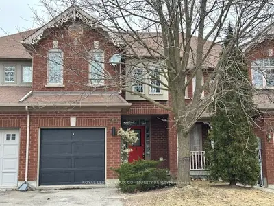 289 Warner Crescent, Newmarket, On L3x 2g6