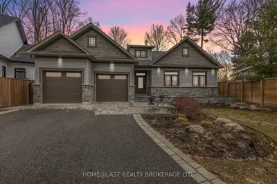 Detached in Newmarket