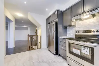 77 Mcalister Avenue, Richmond Hill, On L4s 0l2