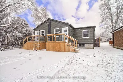 27 Jacksons Point Avenue A, Georgina, On L0e 1l0