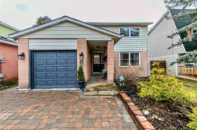 Detached in Newmarket