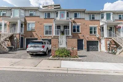 124 Brandy Lane Way, Newmarket, On L3y 8p7