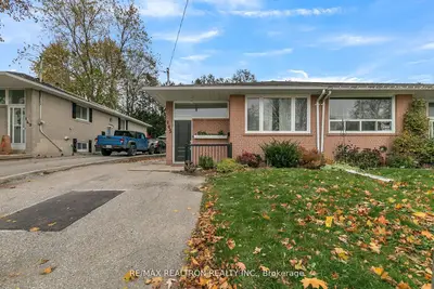 Semi-Detached in Newmarket