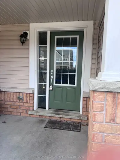 221 Orr Drive, Bradford West Gwillimbury, On L3z 0b9