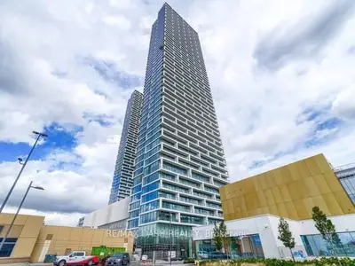 Condo Apartment in Vaughan