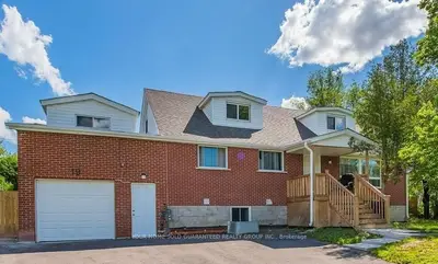 Detached in Richmond Hill