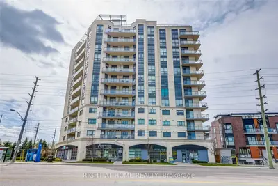 Condo Apartment in Vaughan