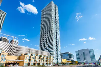 Condo Apartment in Vaughan