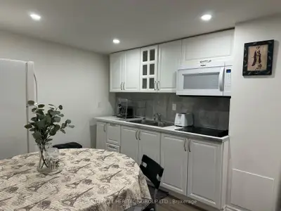 Detached in Newmarket